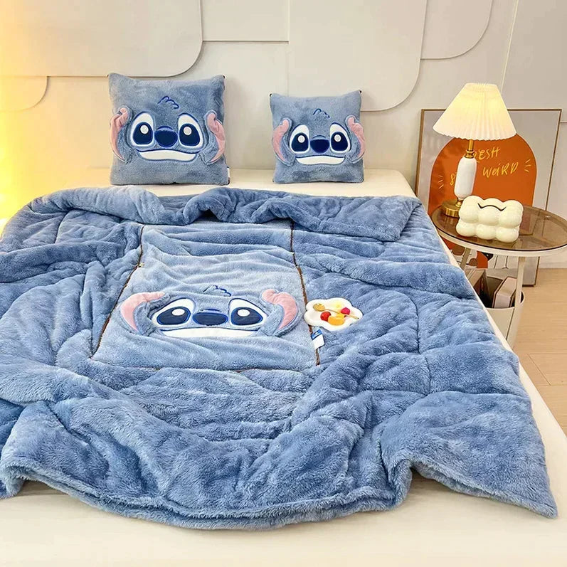 Luxe Cartoon Deken- en Kussenset – Nomi