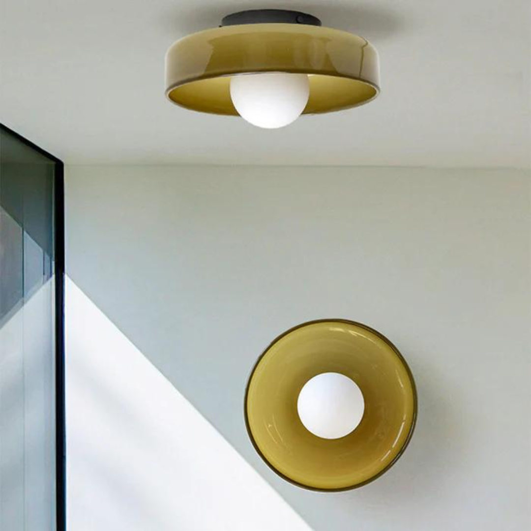 Ronde Plafondlamp met Stijlvolle Functionaliteit - LumiSphere
