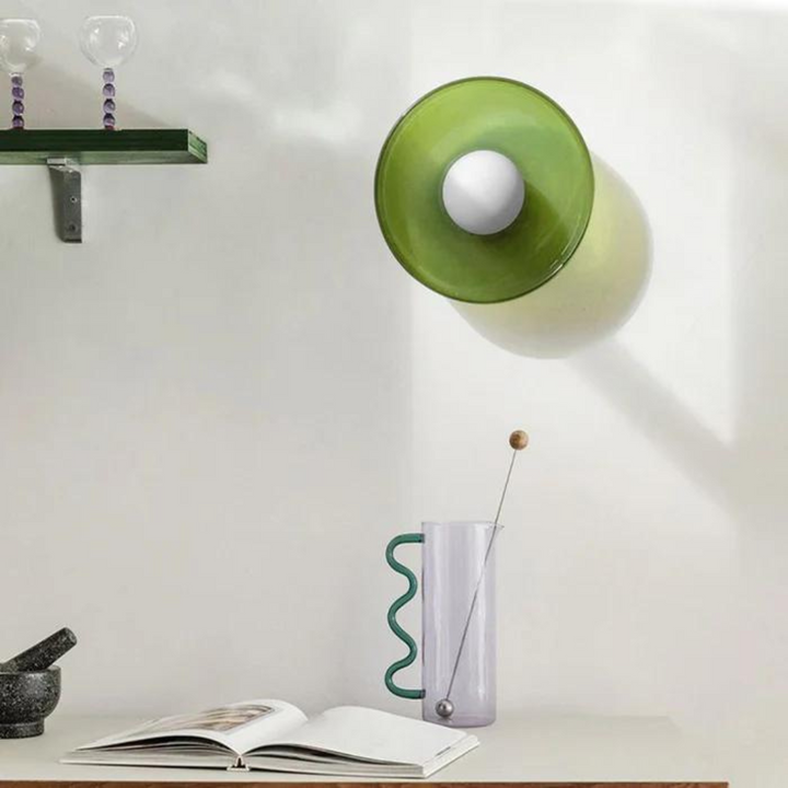 Ronde Plafondlamp met Stijlvolle Functionaliteit - LumiSphere