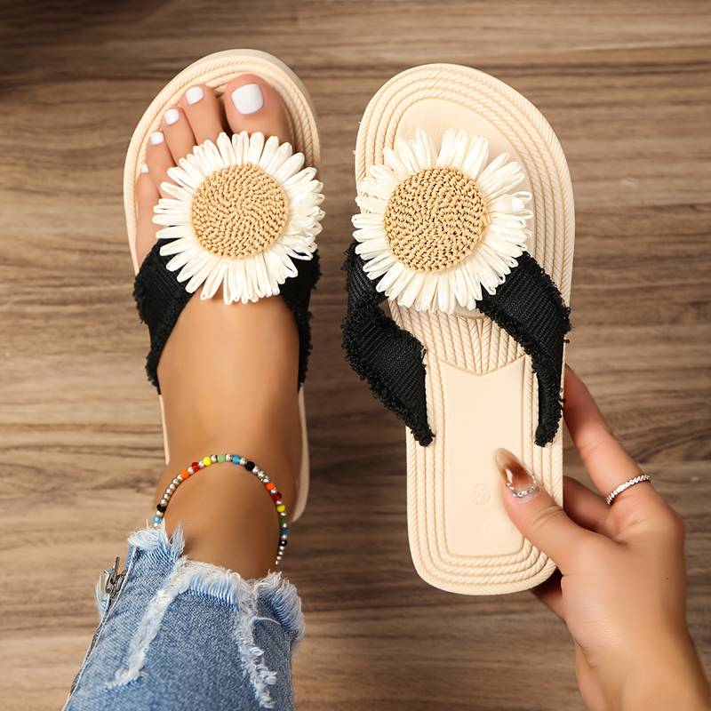 Boho Slip-On Sandalen met Bloemdetail – Marivi