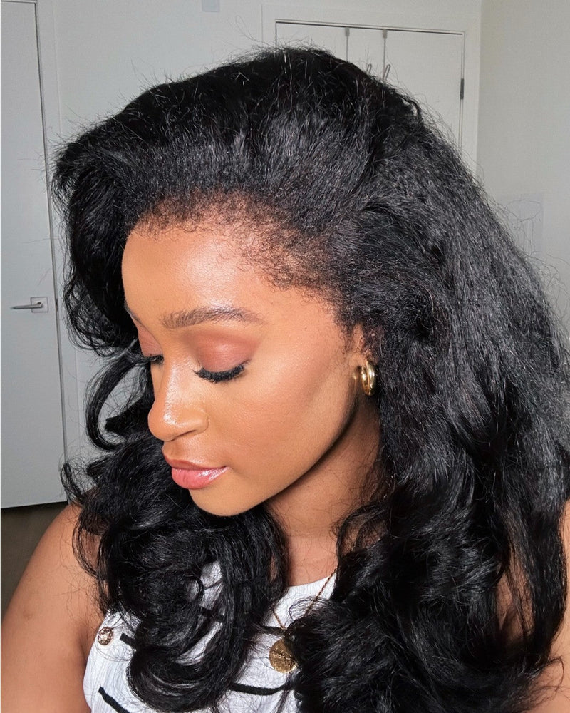 Zwarte HD Lace Pruik met Body Wave & Curly Edges – Amara