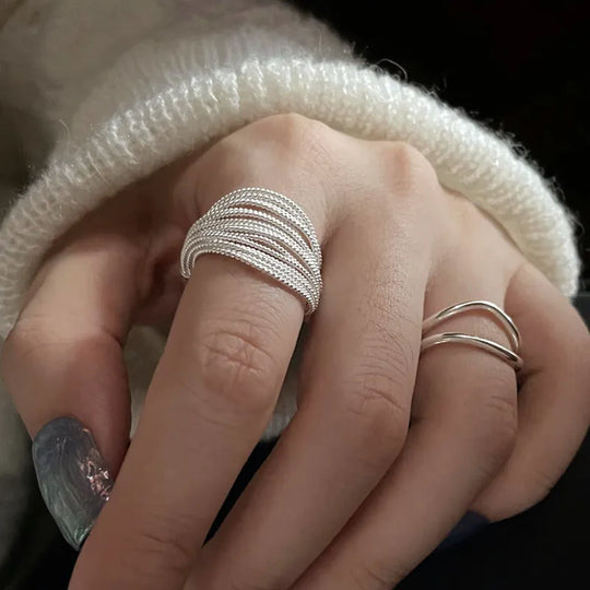 Verstelbare Zilveren Ring met Vintage Detail – Seléna