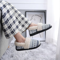 Winterse Gebreide Pantoffels - CozyCloud