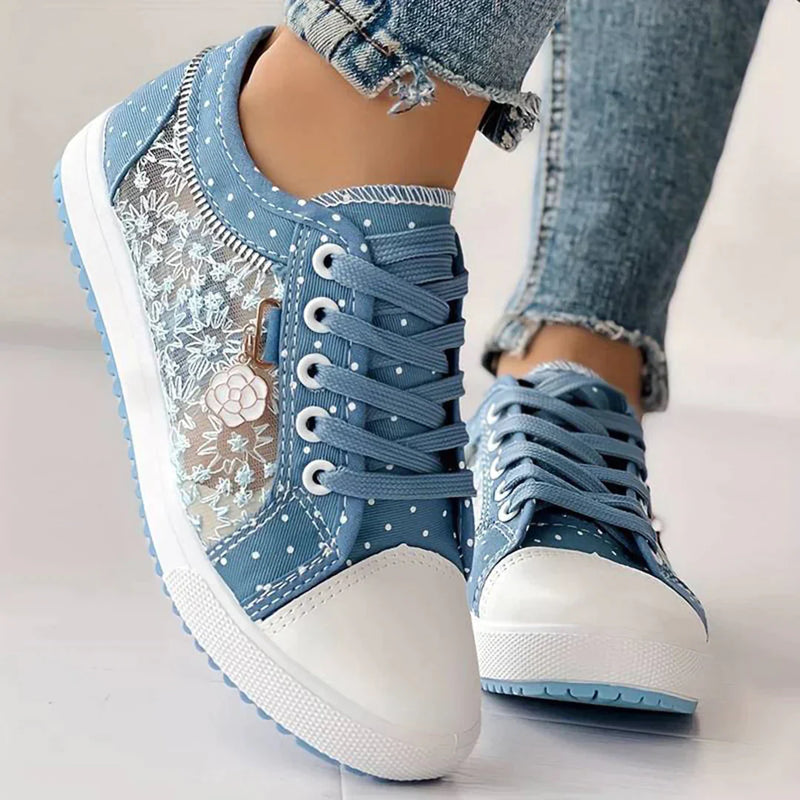 Ademend Dames Canvas Sneakers met Bloemenkant - Celina