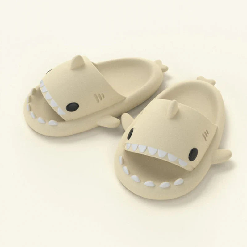 Uniseks Lichtgewicht Zomerslippers met Haaienontwerp – FinSteps