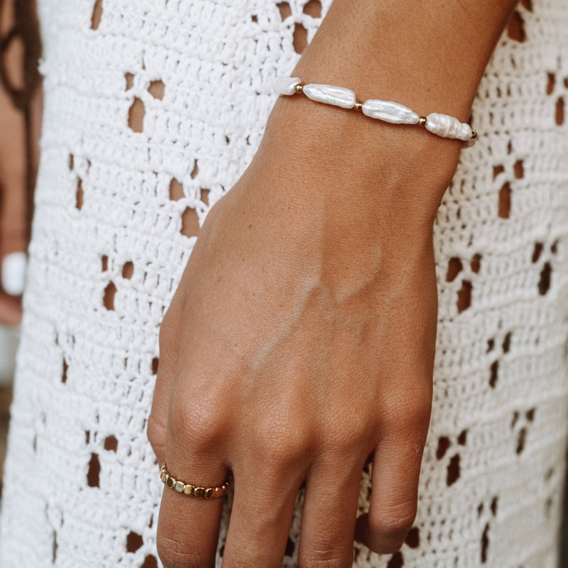 Stylowy pierścionek z koralikami - Elina