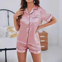 Satijn & Stijlvol: Zomer Pyjama Set voor Dames – Liora