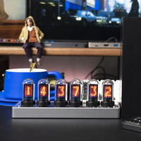 Verticale LED Nixie Tafelklok – Chronix