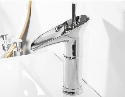 Luxe Waterval Wastafelkraan - CascadeFlow