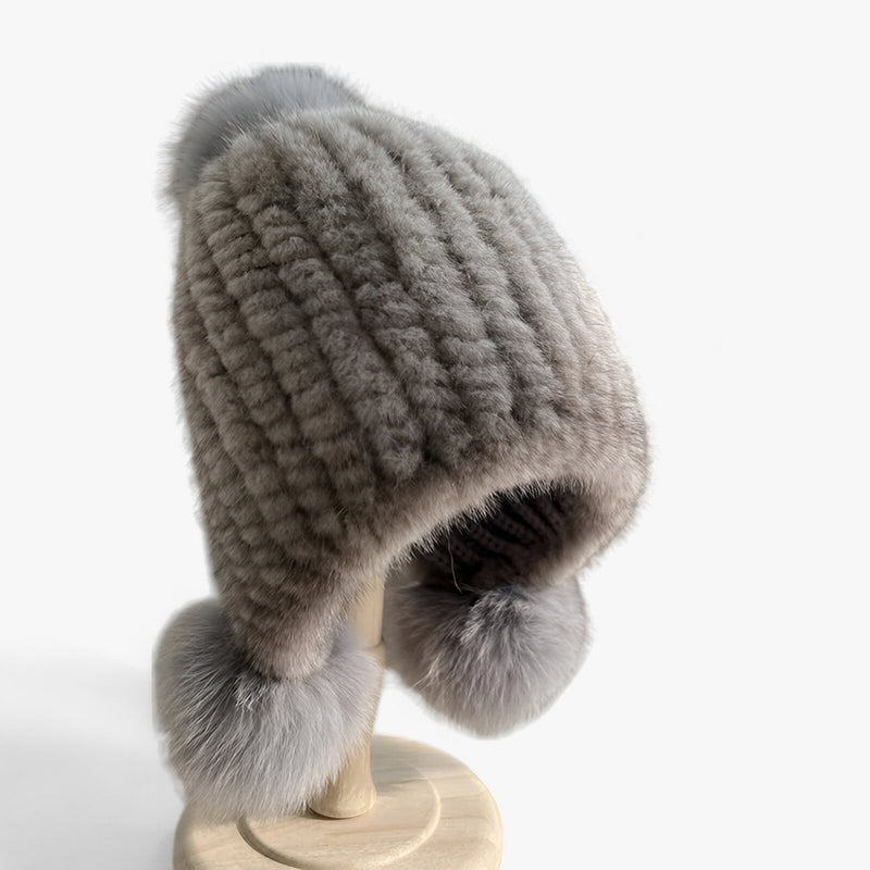 Luxe Bontmuts van Wezel met Vosbont Pompon - Valeria