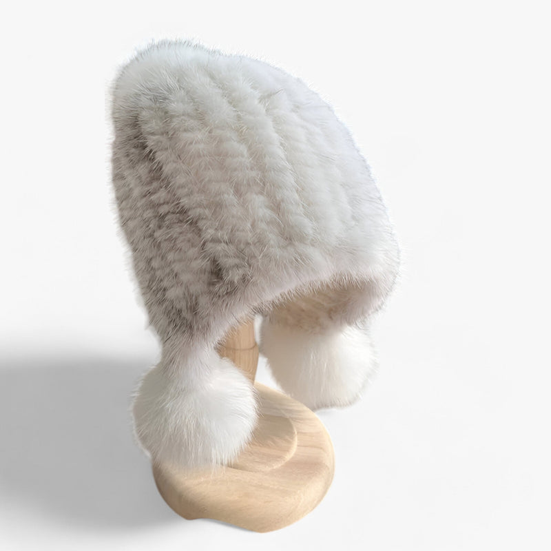 Luxe Bontmuts van Wezel met Vosbont Pompon - Valeria