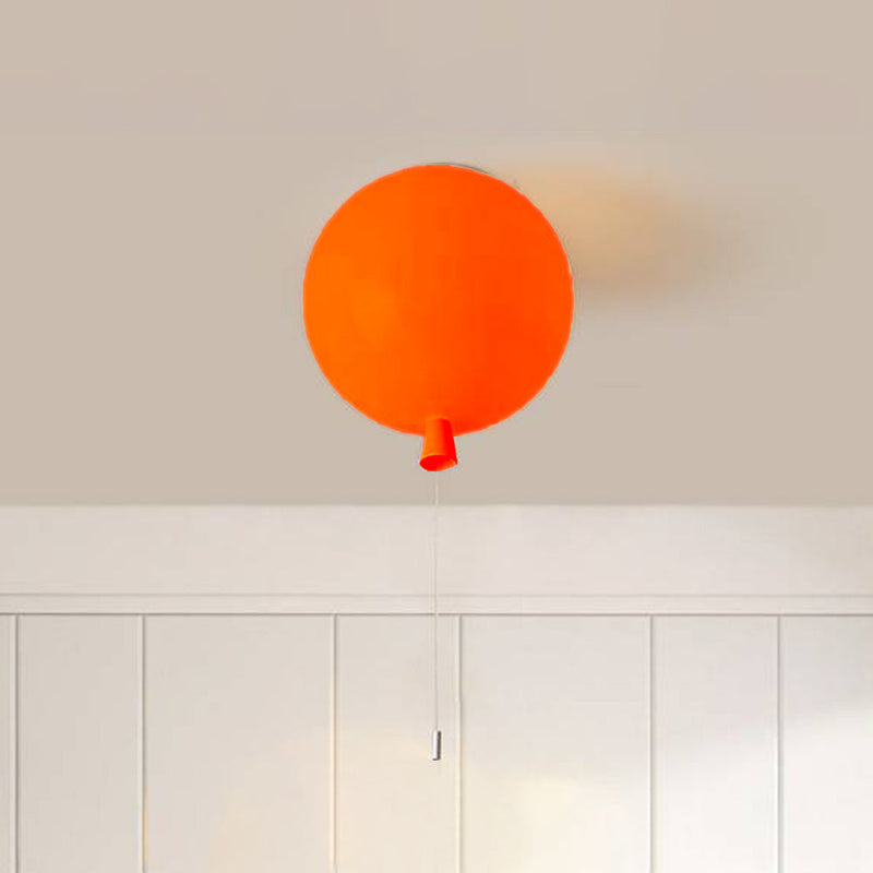Compacte Moderne LED Ballon Plafondlamp - AuraLite