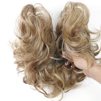 Messy Clip-in Bun met Zijclip – Elina