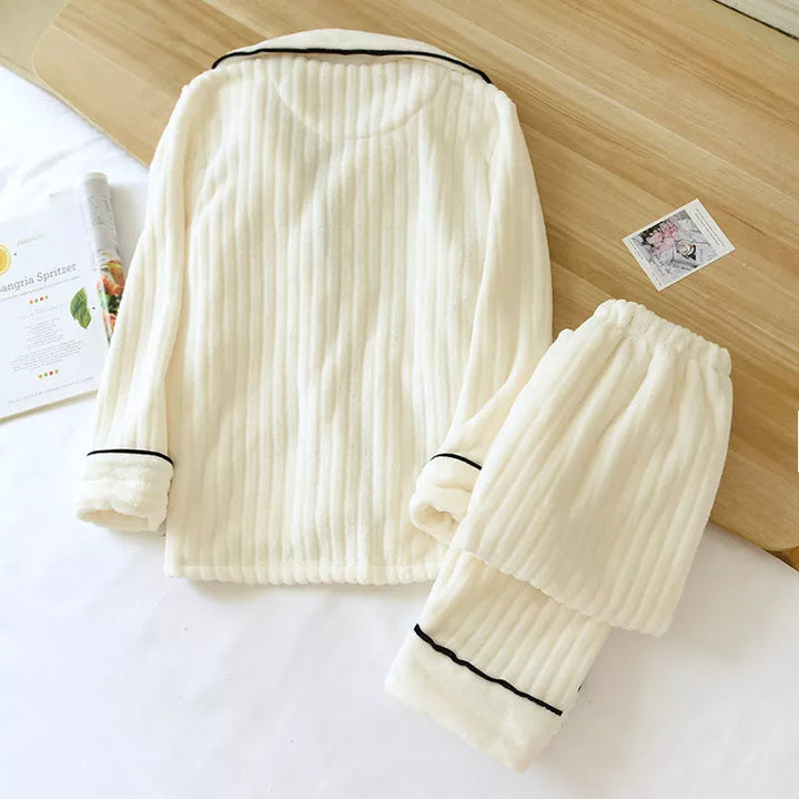 Mila SnuggleSuit Piżama | Miękki i wygodny