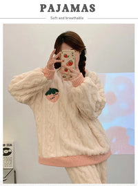 Zestaw piżam Isabel Charm | Dwuczęściowy i wygodny