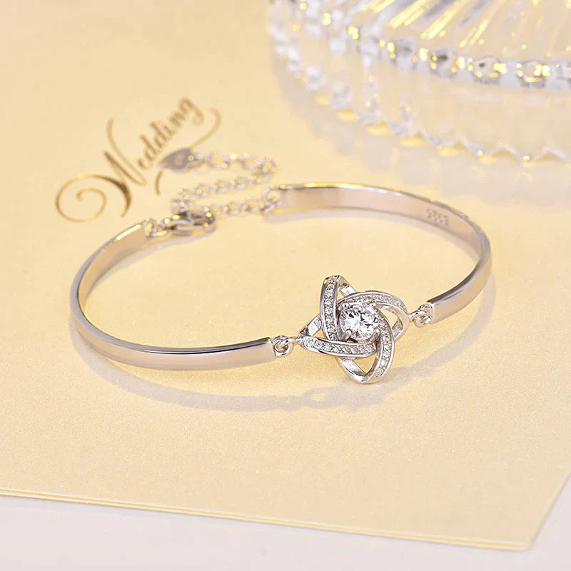 Bransoletka z węzłem miłości | Piękna na każdy dzień!