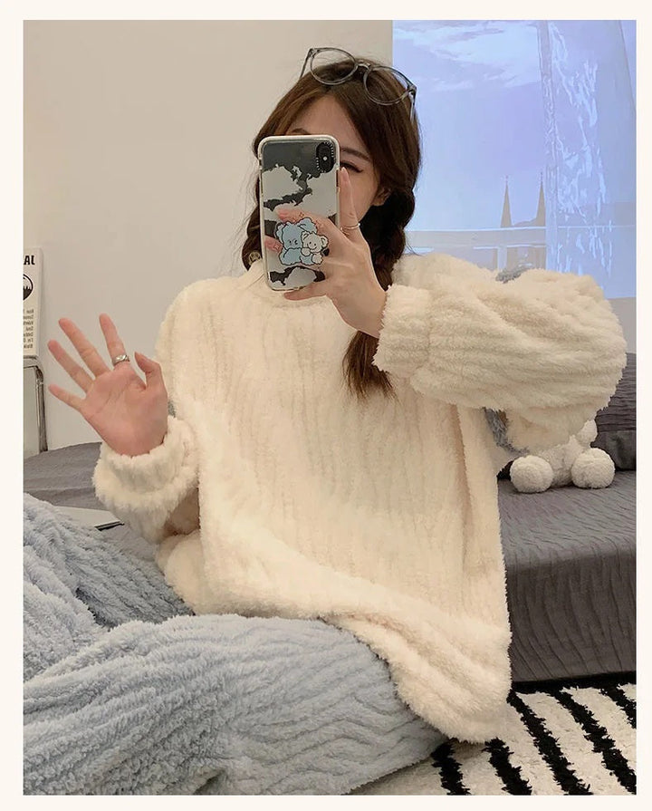 Zestaw piżam Isabel Charm | Dwuczęściowy i wygodny