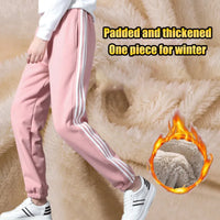 Spodnie dresowe Nickie Winter | Wygodne i ciepłe