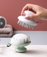 Szczotka do skóry głowy | Pobudź wzrost włosów i pozwól sobie na odrobinę relaksu