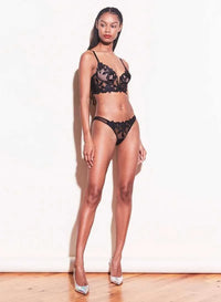 Seksowny francuski koronkowy zestaw bielizny | Z głębokim dekoltem w kształcie litery V