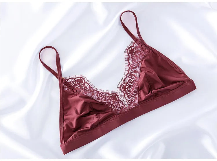 Miękki satynowy biustonosz | Z pięknymi koronkowymi brzegami, aby dopełnić całość!