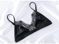 Miękki satynowy biustonosz | Z pięknymi koronkowymi brzegami, aby dopełnić całość!