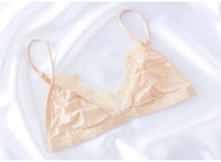 Miękki satynowy biustonosz | Z pięknymi koronkowymi brzegami, aby dopełnić całość!