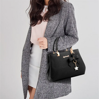 Anna torebka na ramię | Ładna i urocza