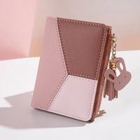 Mały portfel z zamkiem błyskawicznym z frędzlami | Stylowy i funkcjonalny