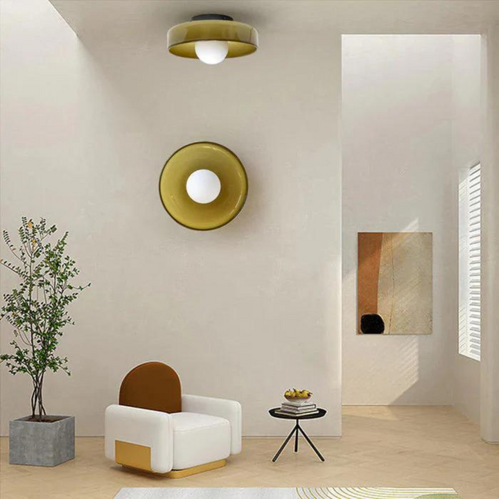 Ronde Plafondlamp met Stijlvolle Functionaliteit - LumiSphere