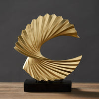Stijlvolle Maansikkel Sculptuur - LunarGrace