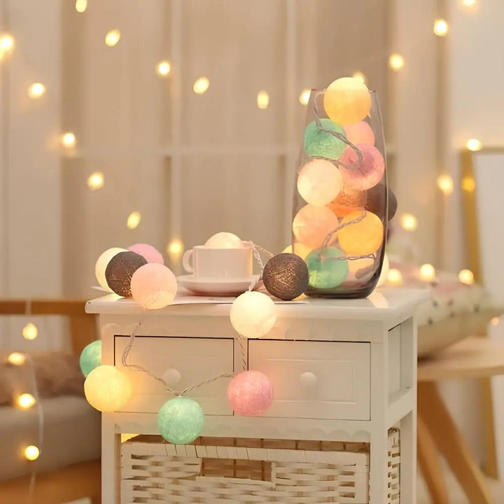 Sfeervolle Bolletjes Slinger - LumaBreeze