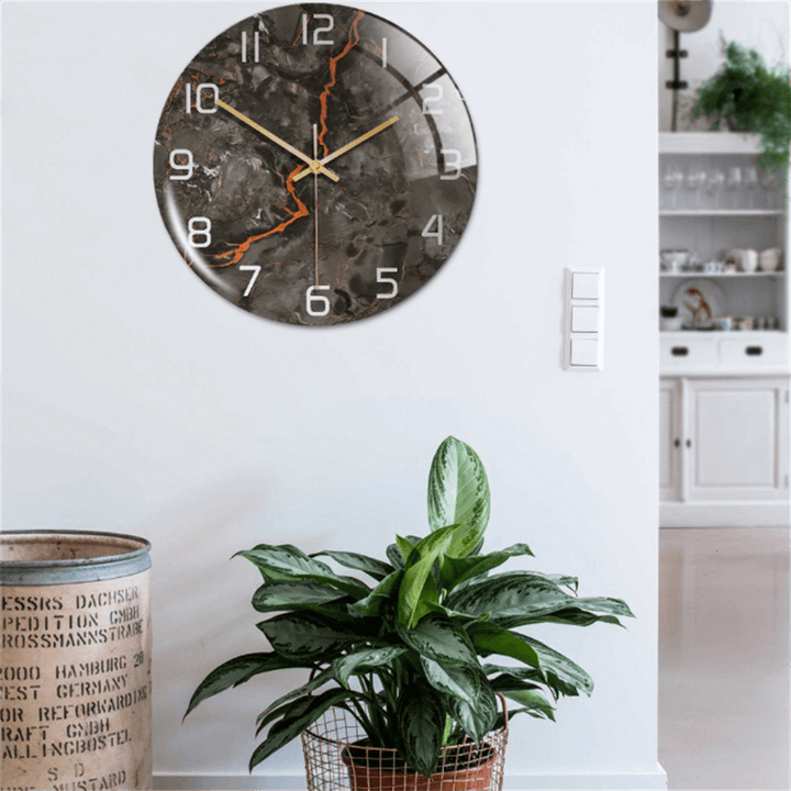Stijlvolle Wandklok met Marmeren Textuur - MarbleTime