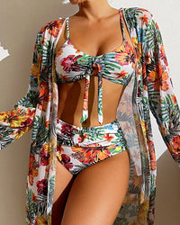 Driedelige Bikini Set met Bloemenprint – Yara