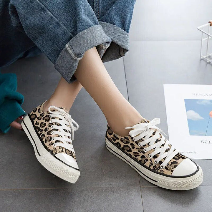 Stijlvolle Luipaard Dames Sneakers – Savannah
