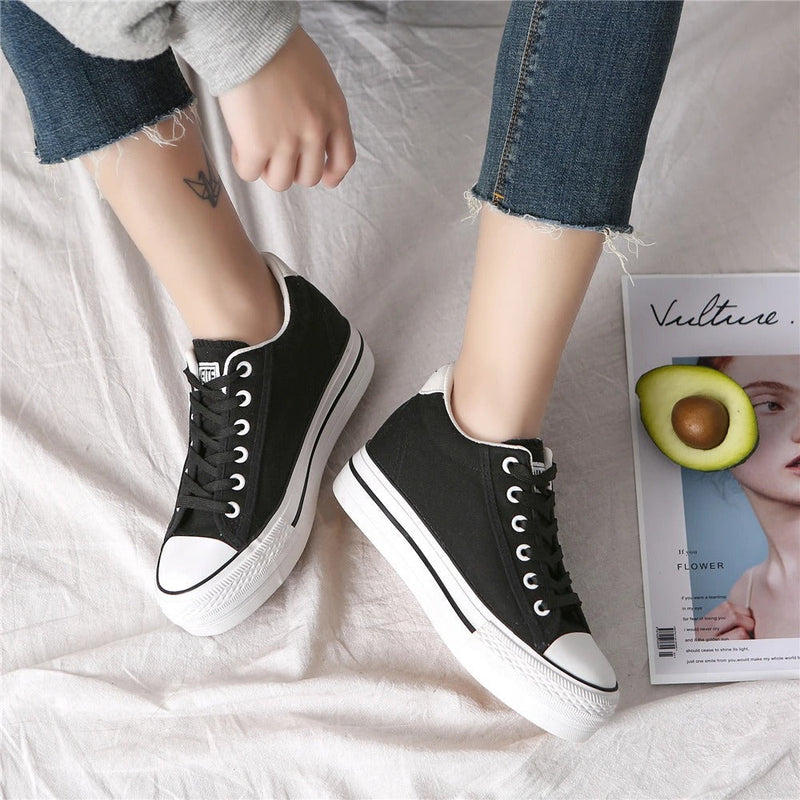 Stijlvolle Dames Canvas Sneakers met Plateauzool – Leonie