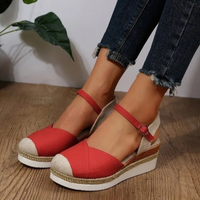 Dames Sandalen met Gespsluiting en Gesloten Teen – Isabelle