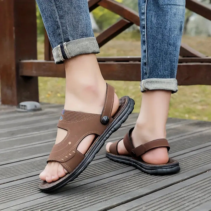 Stijlvolle Herensandalen met Hakband – Strider
