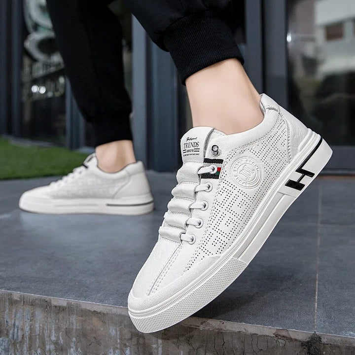 Heren Sneaker van Geperforeerd Leer met Lichtgewicht Constructie – Ethan