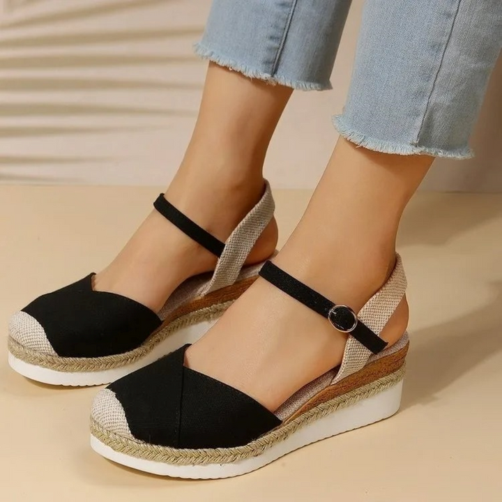 Dames Sandalen met Gespsluiting en Gesloten Teen – Isabelle