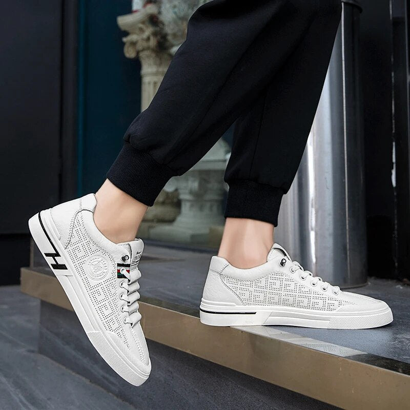 Heren Sneaker van Geperforeerd Leer met Lichtgewicht Constructie – Ethan