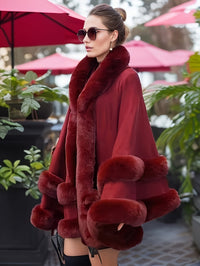 Oversized Furry Cape Jas voor Vrouwen - Fiona