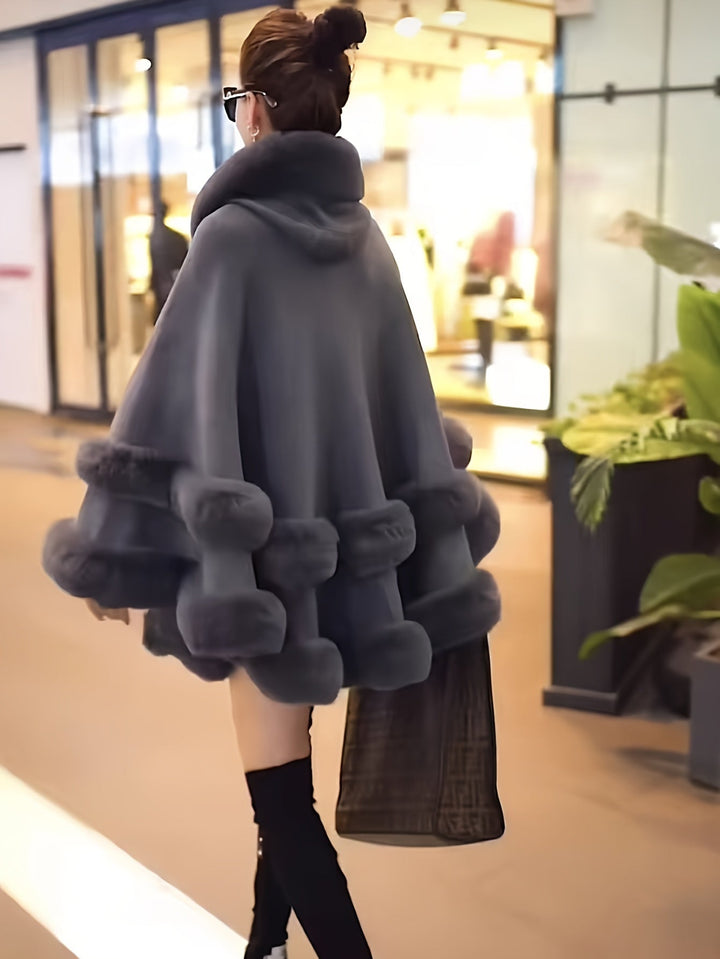 Oversized Furry Cape Jas voor Vrouwen - Fiona