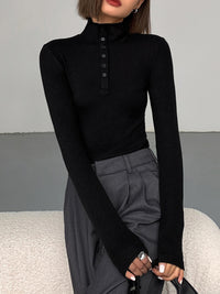 Sweter z guzikami dla kobiet - Aurora