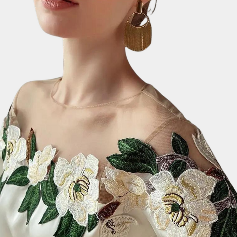 Gebloemde Beige Damesblouse met Losse Pasvorm – Elvira