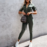 Korte mouw en figuuraccentuerende cargo jumpsuit dames – Malina