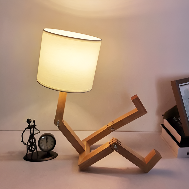 Flexibele Robot Bureaulamp van Massief Hout – LumoBot