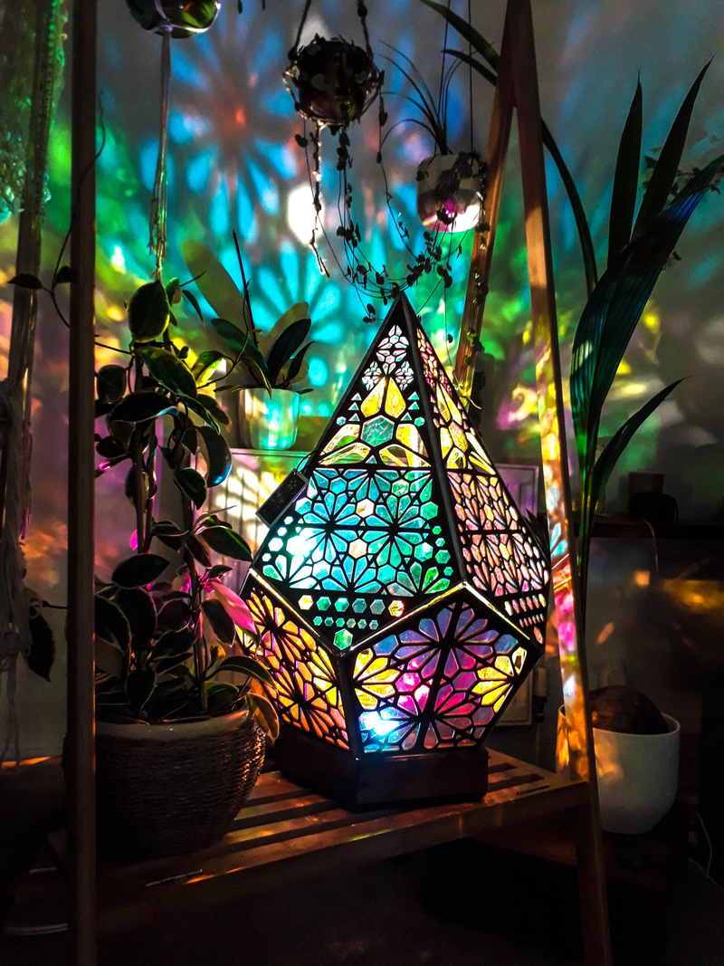 Glas-in-Lood Stijl LED Tafellamp - LumiAura