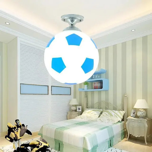 Speelse Voetbal Plafondlamp - GoalBright