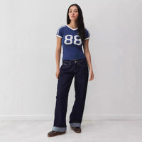 Trendy dames T-shirt met kantdetail en contrastmouwen - Yelina